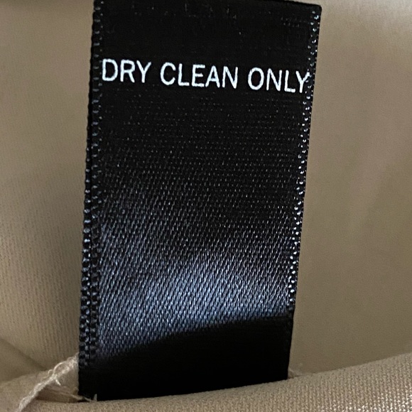 Banana Republic Monogram Collection Form Fitting Silk Dress Size 4 - Picture 14 of 14